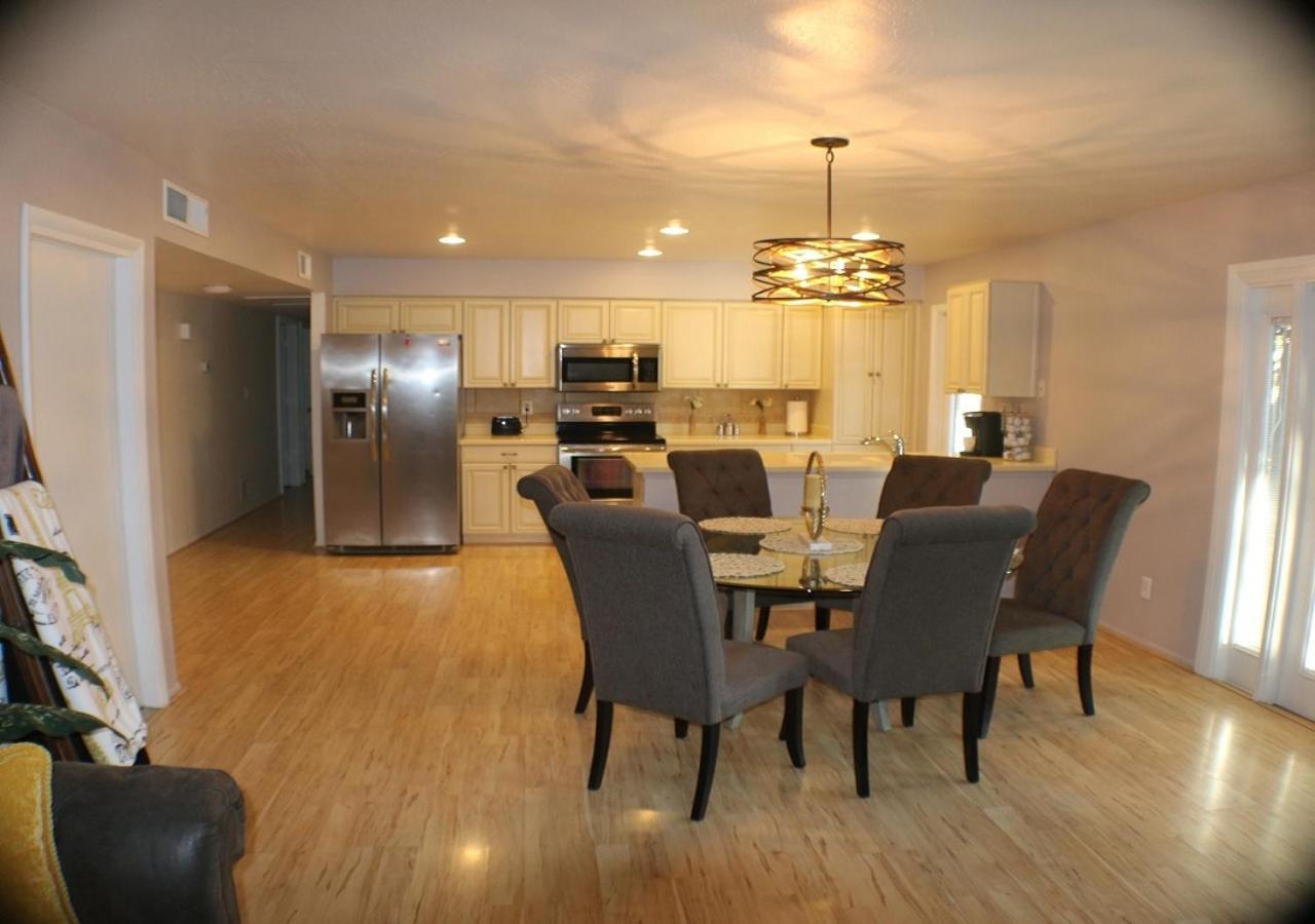 Tempe Escape With Heated Pool, Billiards & Firepit Fun Villa Exterior photo