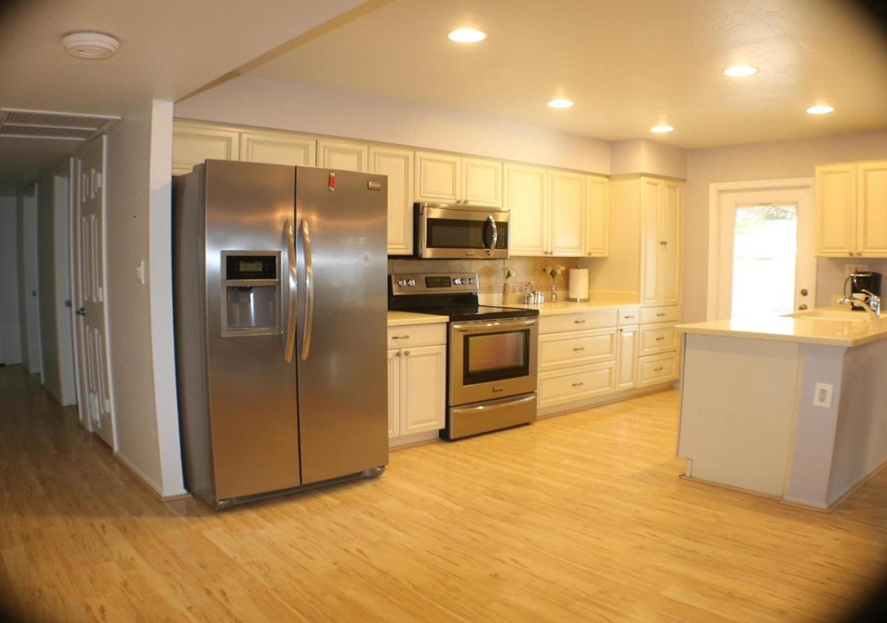 Tempe Escape With Heated Pool, Billiards & Firepit Fun Villa Exterior photo