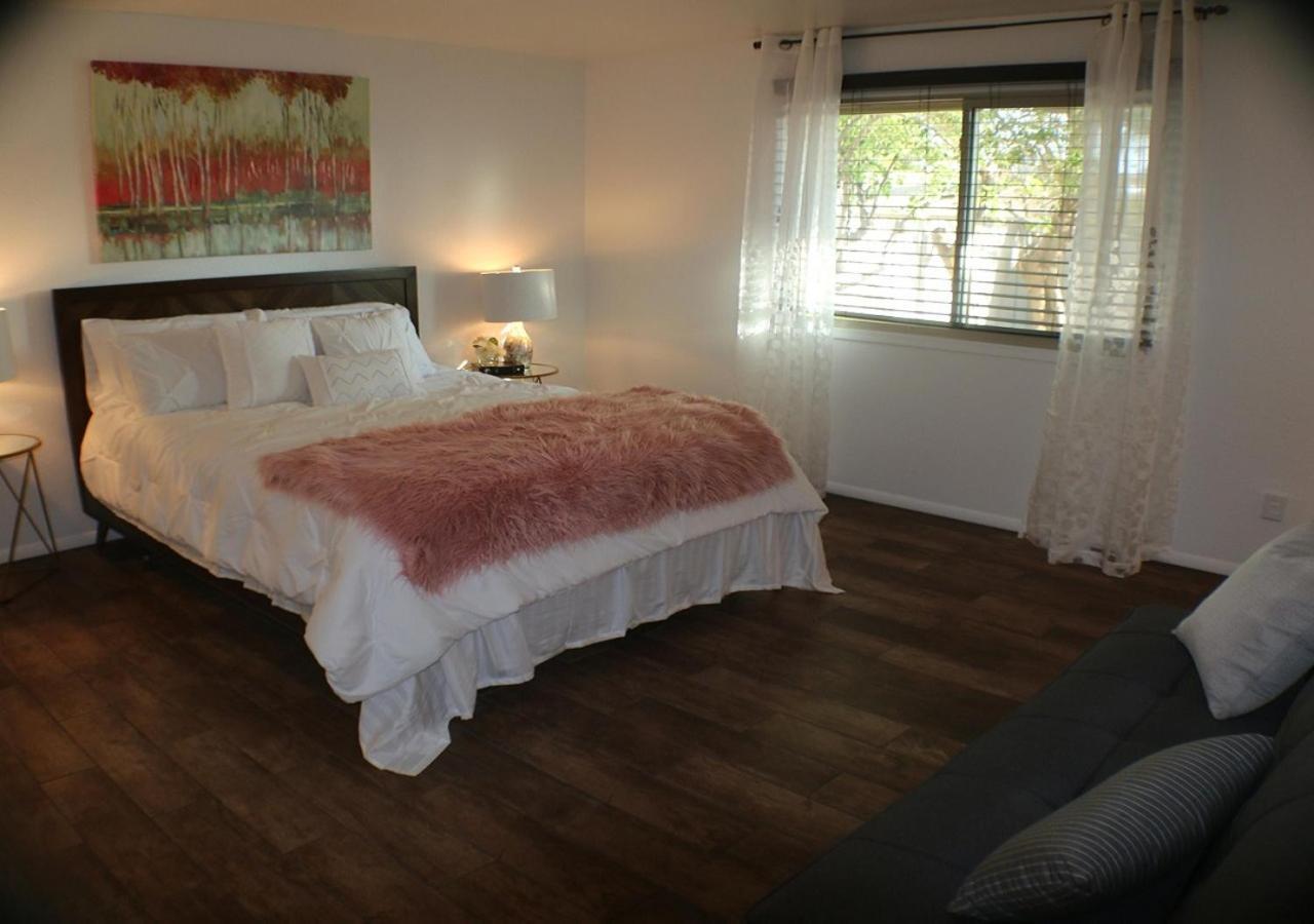 Tempe Escape With Heated Pool, Billiards & Firepit Fun Villa Exterior photo