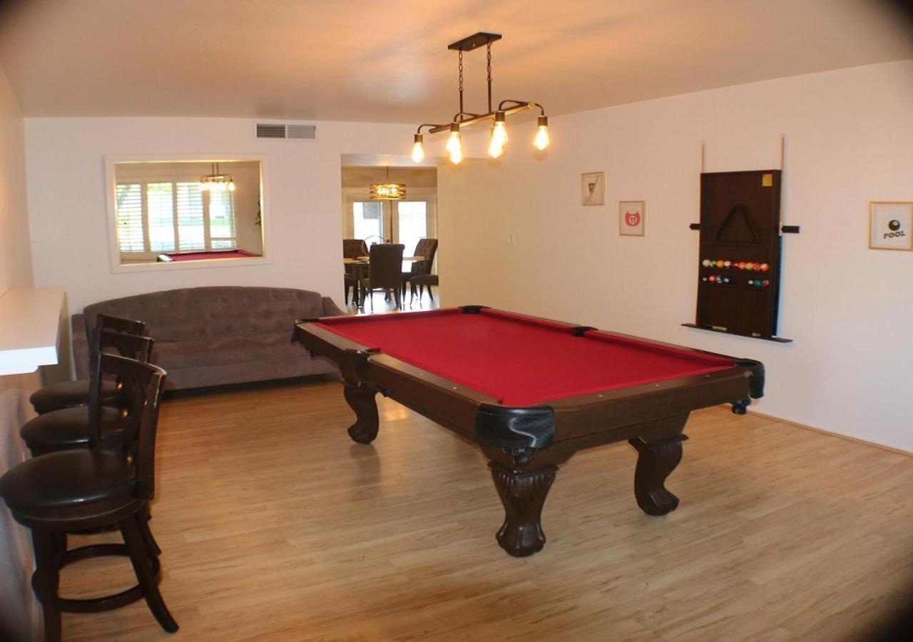 Tempe Escape With Heated Pool, Billiards & Firepit Fun Villa Exterior photo